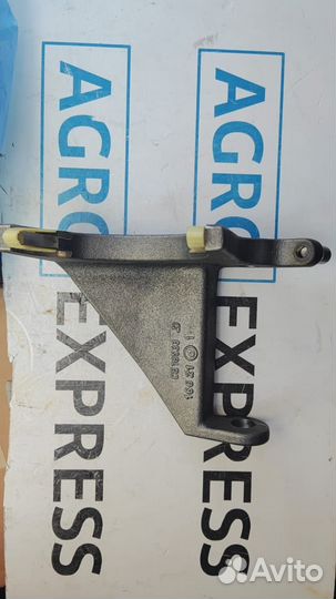 Рычаг переключения передач DE19870 John Deere