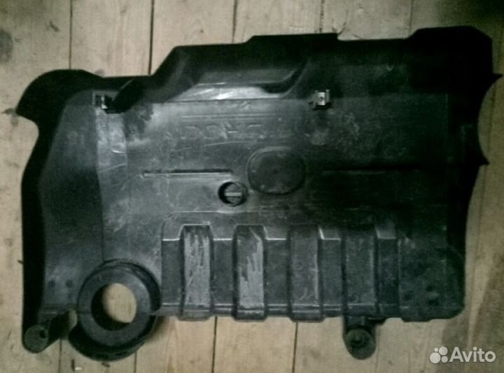 Крышка двигателя мазда 6 GG 2005 г