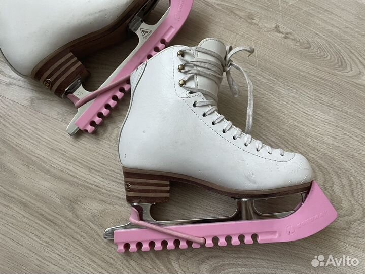 Фигурные коньки jackson freestyle 33 размер (3c)
