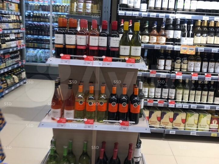 Продам торговое помещение, 517.6 м²