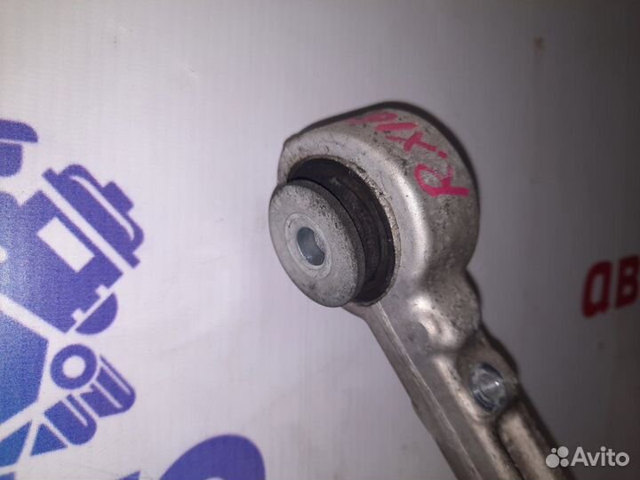 Рычаг подвески верхний передний правый Mercedes