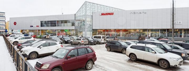 Торговая площадь (возможно под общепит), 83.3 м²