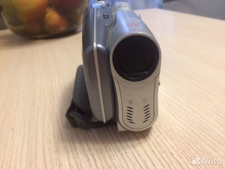 DVD Видеокамера Canon
