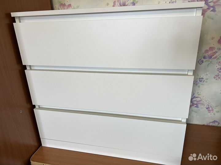 Комод белый