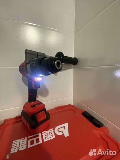 Шуруповерт для ледоруба