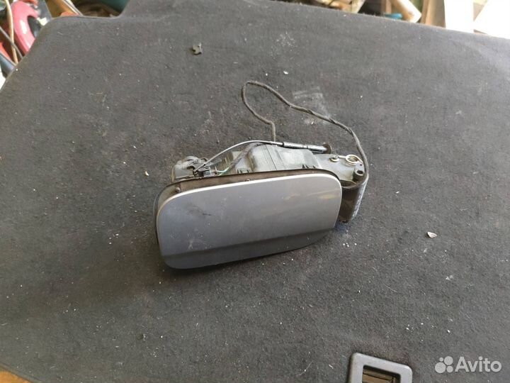 Лючок топливного бака Mercedes-Benz C-Класс