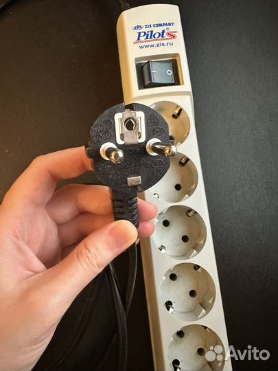 Сетевой фильтр Pilot S - 1.8 м (на ремонт)