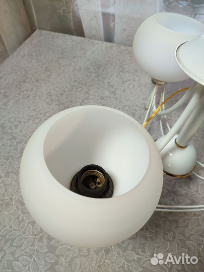 Люстра потолочная белая