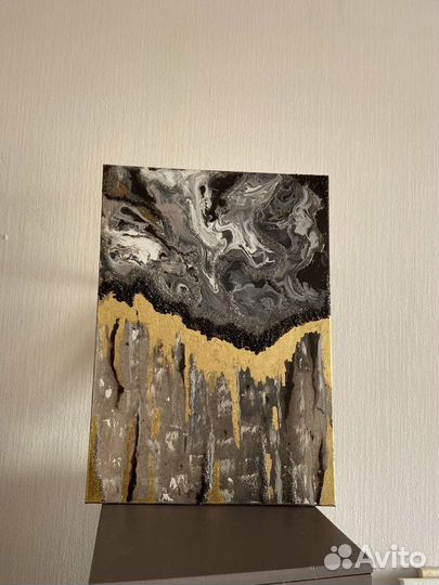 Интерьерные картины, готовые и на заказ