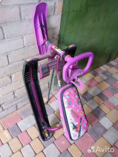 Детский снегокат Nika