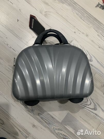 Бьюти кейс Redmond