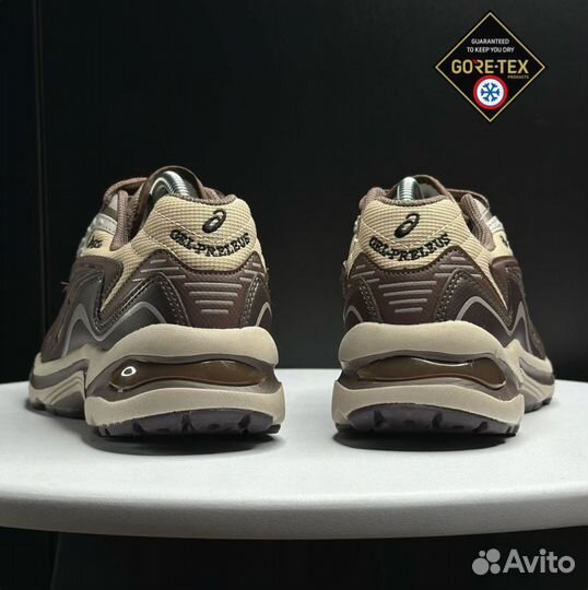 Кроссовки зимние Asics Gel-Preleus brown and begie