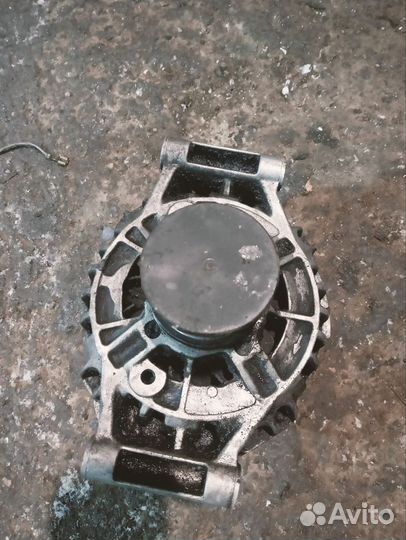 Генератор на Mercedes vito 638