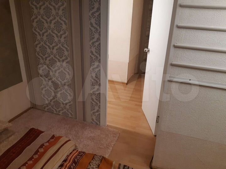 Комната 10 м² в 4-к., 1/5 эт.