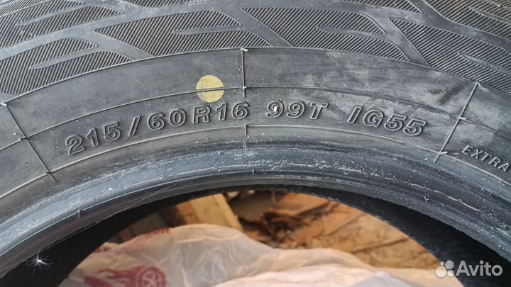 Yokohama Ice Guard IG55 215/60 R16