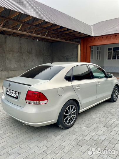 Сиденья volkswagen polo