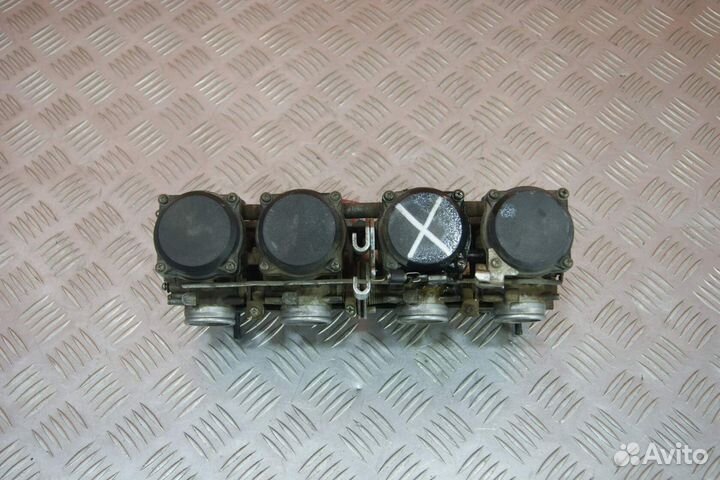 Карбюратор Yamaha FZ400