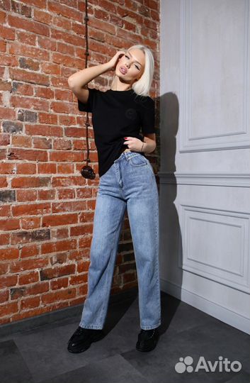 Джинсы Yves Saint Laurent в наличии S