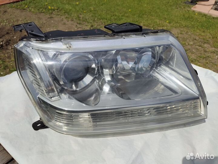 Фара правая, Suzuki grand vitara 2005-2008г