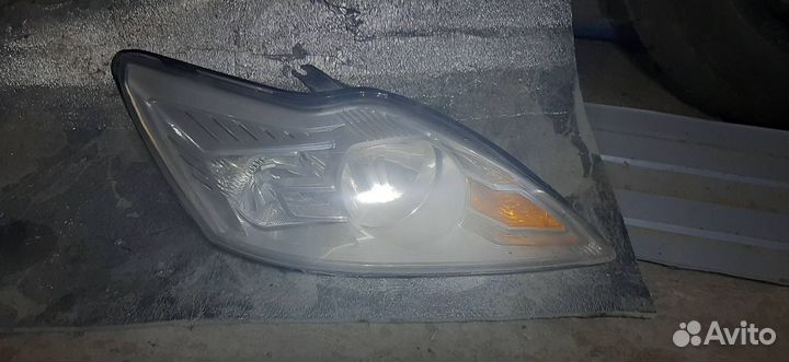 Фара ford focus 2