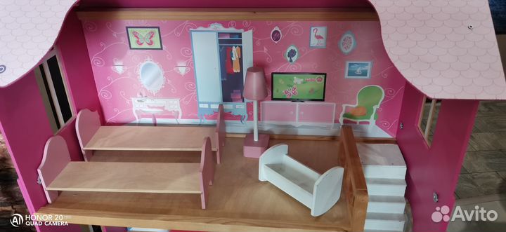 Домик кукольный деревянный