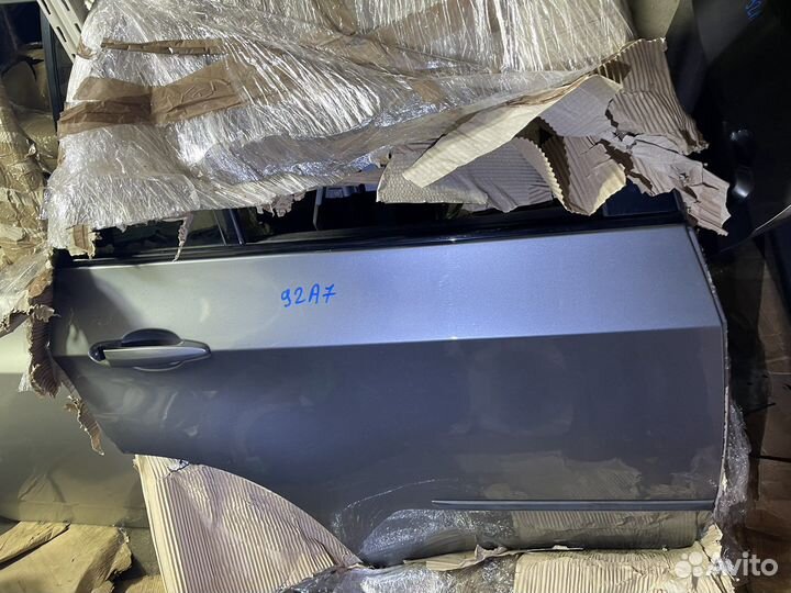 Задняя правая дверь бмв х5 е70