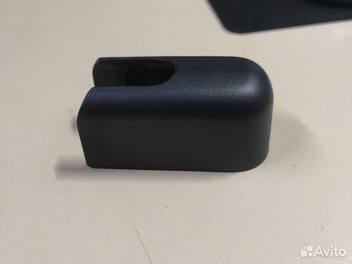 Крышка заднего щеткодержателя hyundai ix35