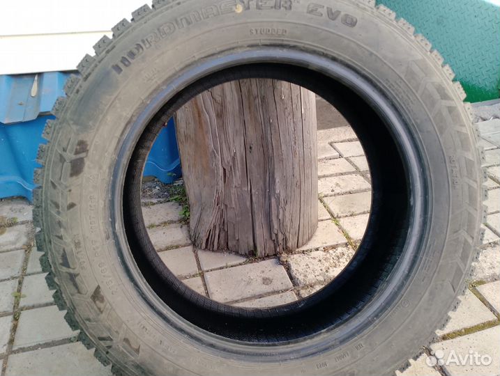 Amtel NordMaster Evo 215/60 R17