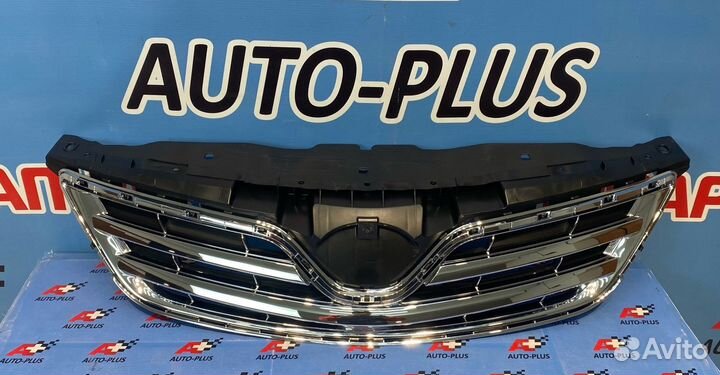 Решетка радиатора тойота королла Е150 10-13