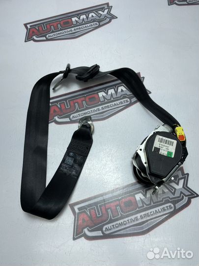 Ремень безопасности правый Skoda Yeti 2012