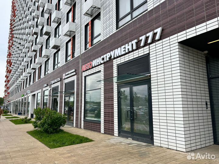 Тиски усиленные слесарные с пов. станиной, L150мм