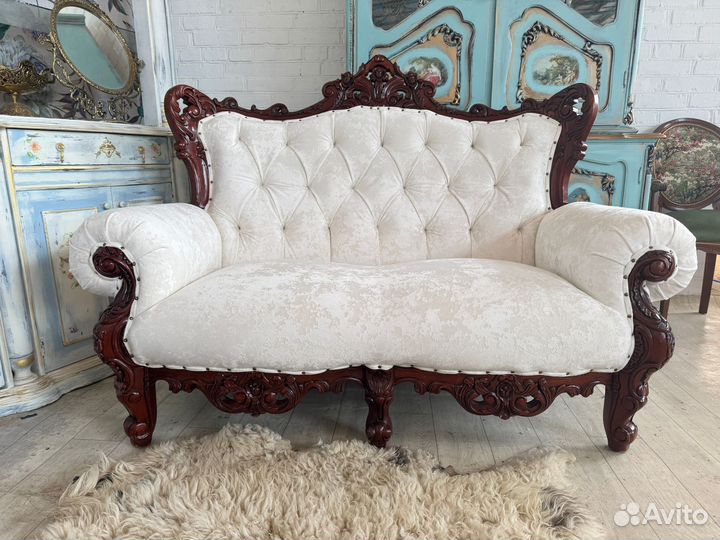 Диван в каретной стяжке,Красное дерево,Италия