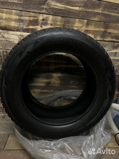 Bridgestone Blizzak DM-V2 275/55 R19