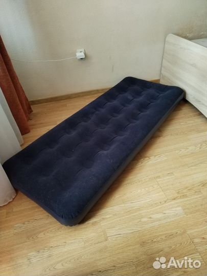 Надувной матрас