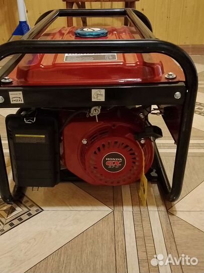 Бензиновый генератор 5500