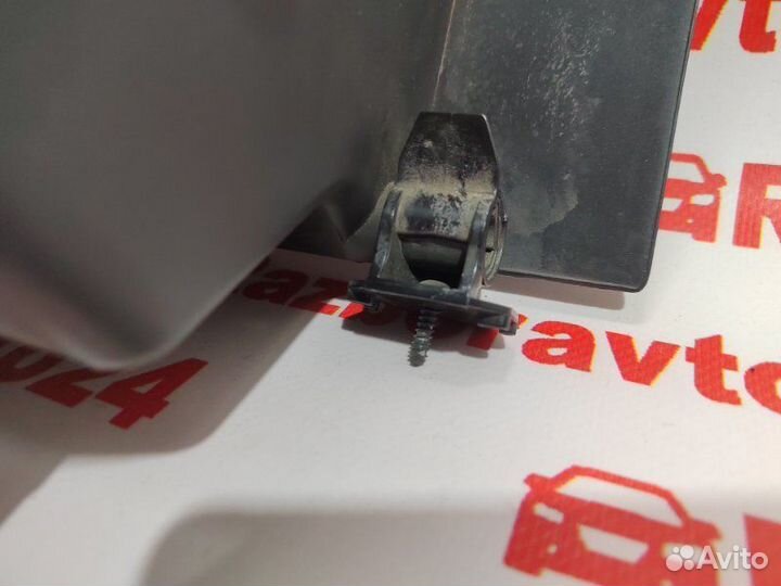 Бардачок Ford Mondeo GE cjba 2006