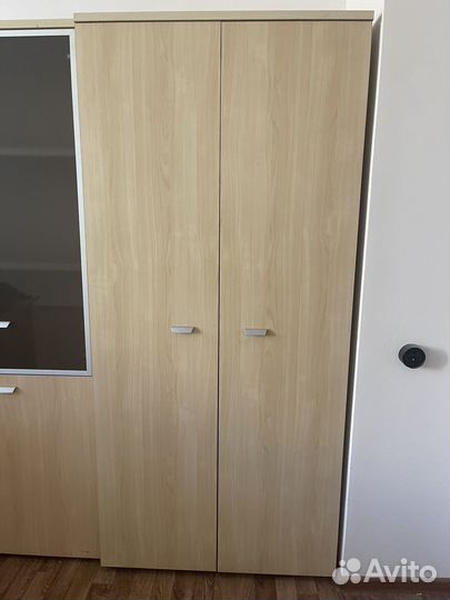 Набор офисной мебели для небольшого офиса