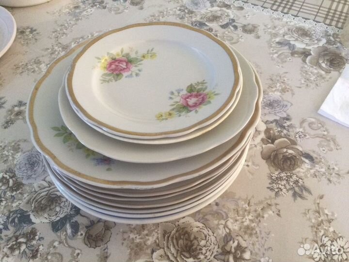 Набор столовых тарелок СССР