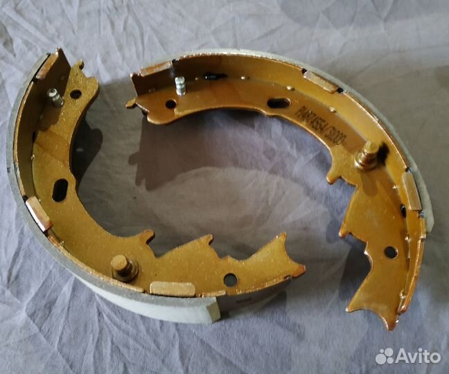 Колодки тормозные Jungheinrich 51003137