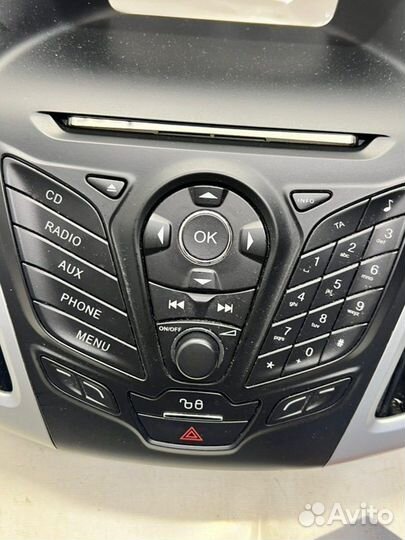 Рамка магнитолы Ford Focus 3 хетчбэк pnda