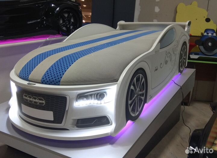 Кровать UNO Ауди Futuka Kids белый