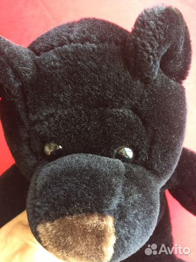 Медведь плюшевый