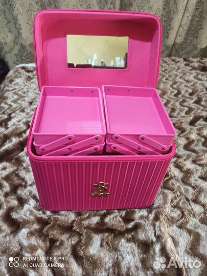 Косметичка новая
