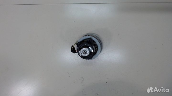 Двигатель отопителя Land Rover Range Rover Evoque