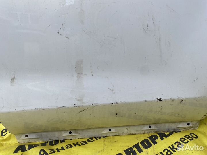 Задняя левая дверь Mazda CX-7