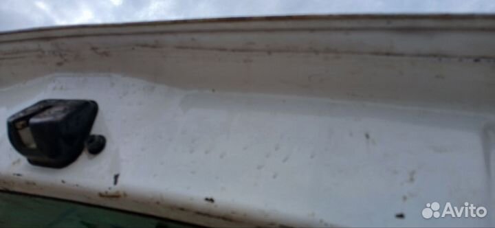 Дверь багажника nissan ad y11