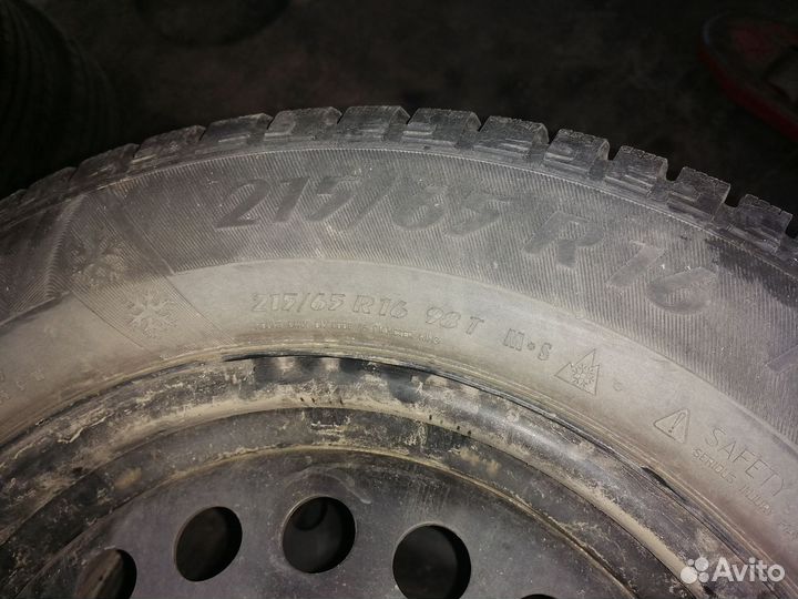 Matador MP 50 Sibir Ice SUV 215/65 R16 98T