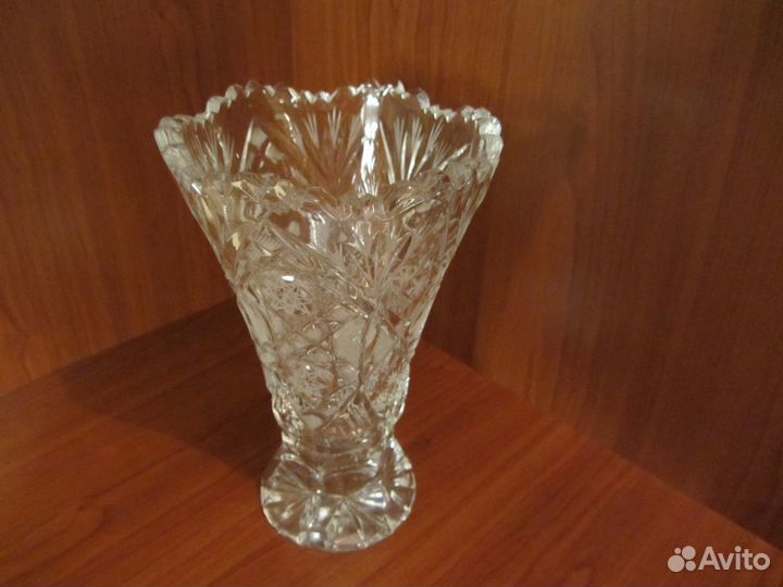 Ваза хрустальная новая (СССР)