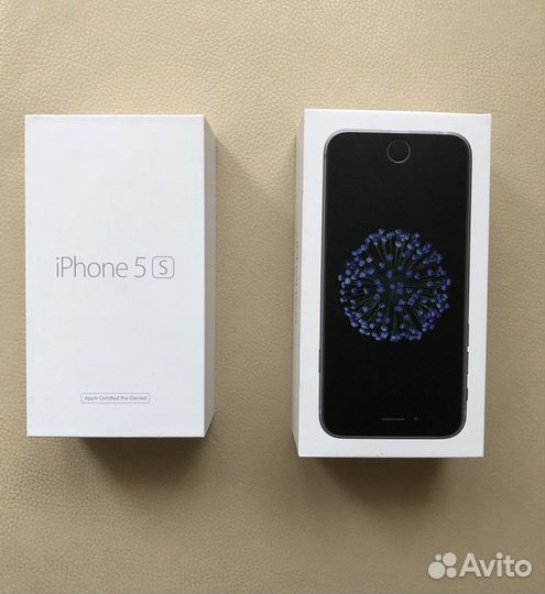 Коробки от iPhone