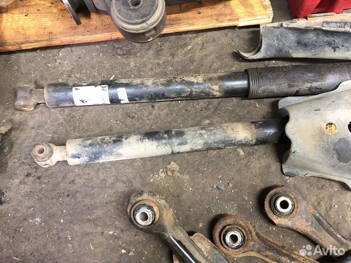 Амортизаторы задние w203